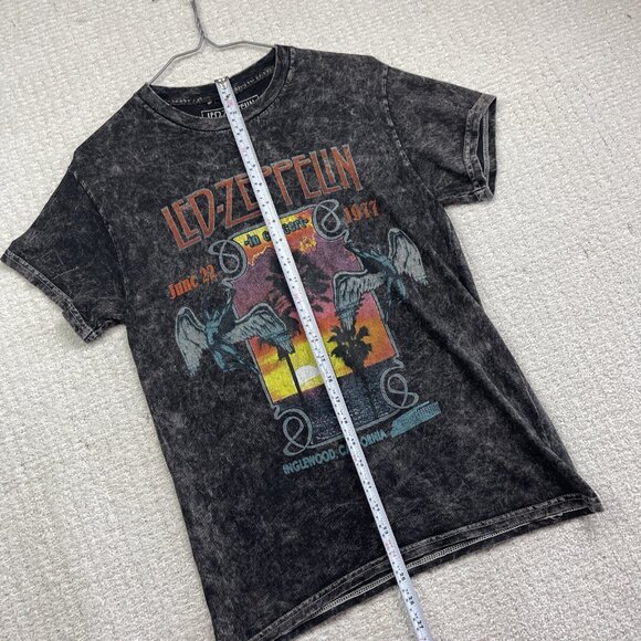 Led Zeppelin Men's Officially Licensed 1977 Live In Concert Tie Dye T-Shirt XS - Picture 9 of 15